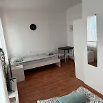 Izba Pod Sniezka Hotel *