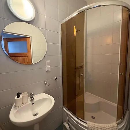 Dzikie Fiolki Hotel