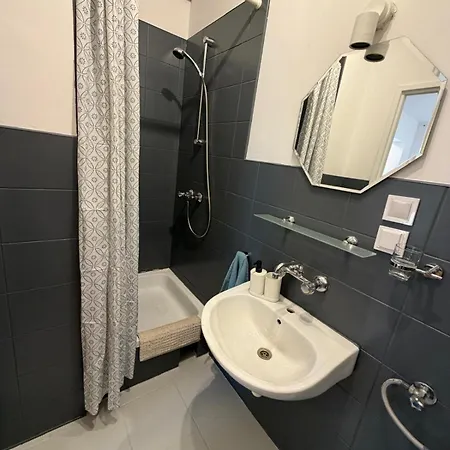 Izba Pod Sniezka Hotel *