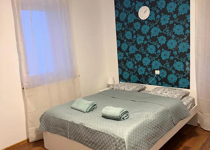 Izba Pod Sniezka Otel