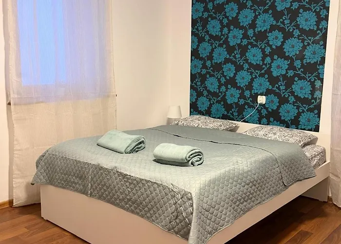 Izba Pod Sniezka Otel *