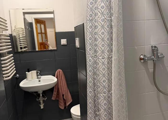 Izba Pod Sniezka Otel *